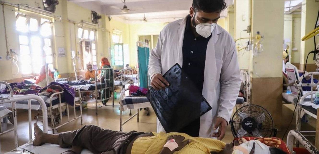 ظاهرة مخيفة: "العفن الأسود" يتفشى في هذا البلد.. اقتلاع أعين المرضى للنجاة!