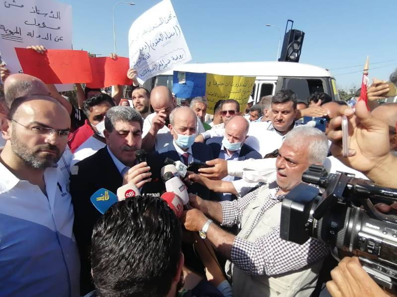 اعتصام للاتحاد العمالي والنقابات عند مدخل طرابلس