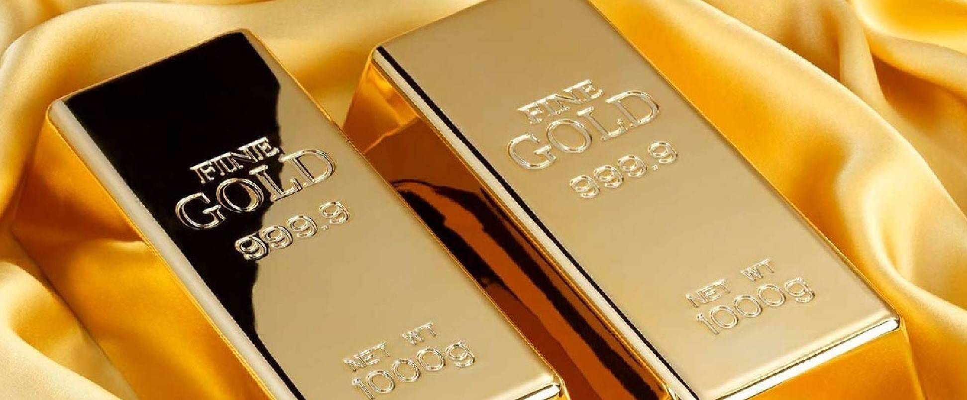 الذهب يخترق حاجز 1900 دولار مع نزول الدولار واستمرار مخاوف التضخم
