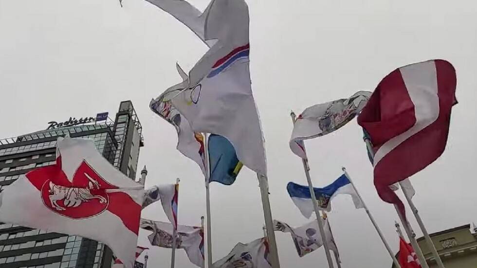 الخارجية الليتوانية: بلدية العاصمة فيلنيوس رفعت علم المعارضة البيلاروسية بدلا عن علم المدينة
