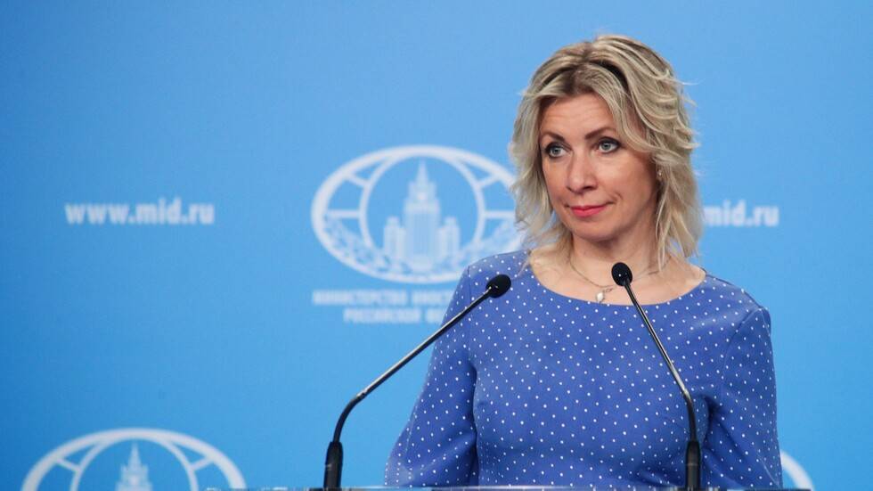 على مائدة إفطار.. زاخاروفا تجتمع مع ممثلي وكالات الإعلام الأجنبية في منتدى بطرسبورغ الاقتصادي الدولي