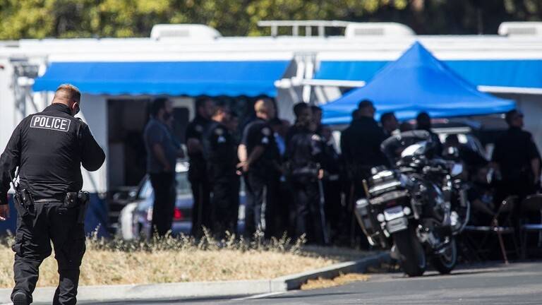 تفاصيل جديدة تكشف عن حادثة كاليفورنيا.. موظف يقتل 8 من زملائه وينتحر