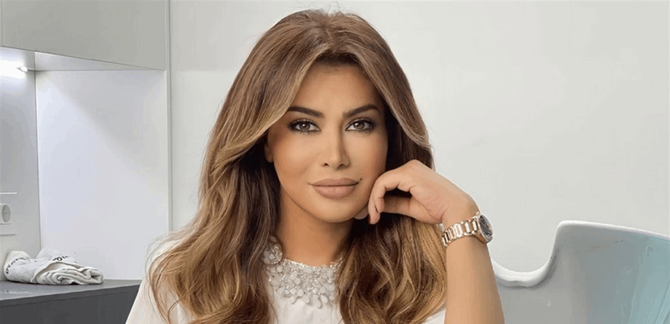 بعدما سخرت من صورها: نوال الزغبي "تقصف جبهة" متابعة.. هكذا ردت عليها (صورة)
