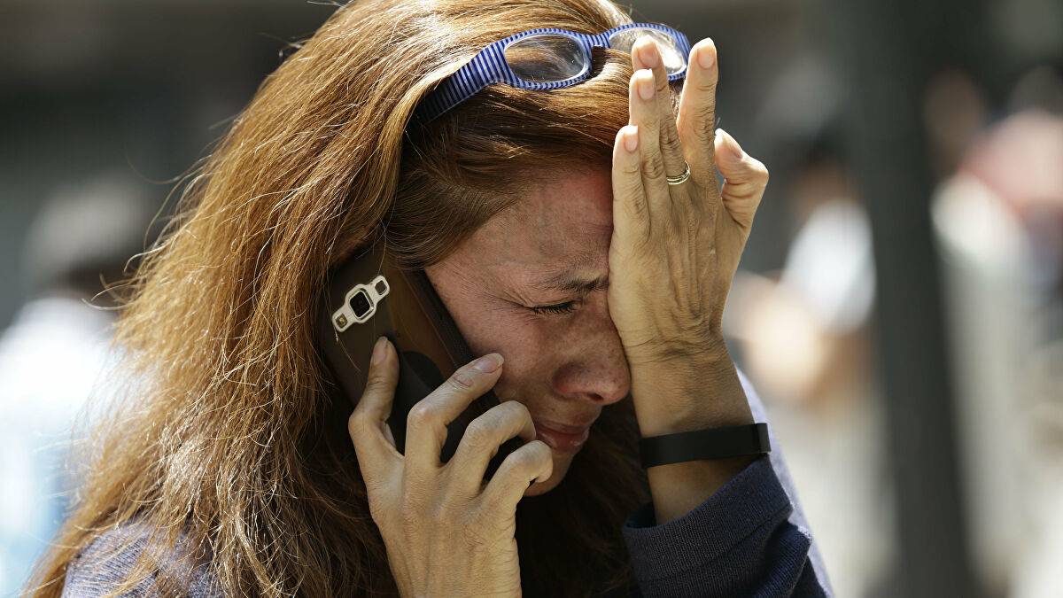 فيديو- زوجة سفير تضرب بائعة وتتسبب بإقالة زوجها