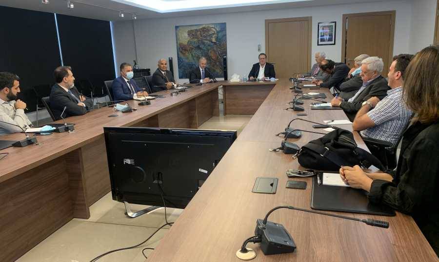 اجتماع في غرفة بيروت حول المركز اللوجستي في تعنايل البقاعية