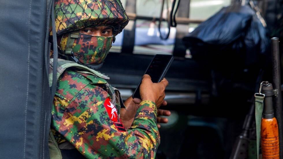 واشنطن تطالب ميانمار بالإفراج الفوري عن صحفي أمريكي