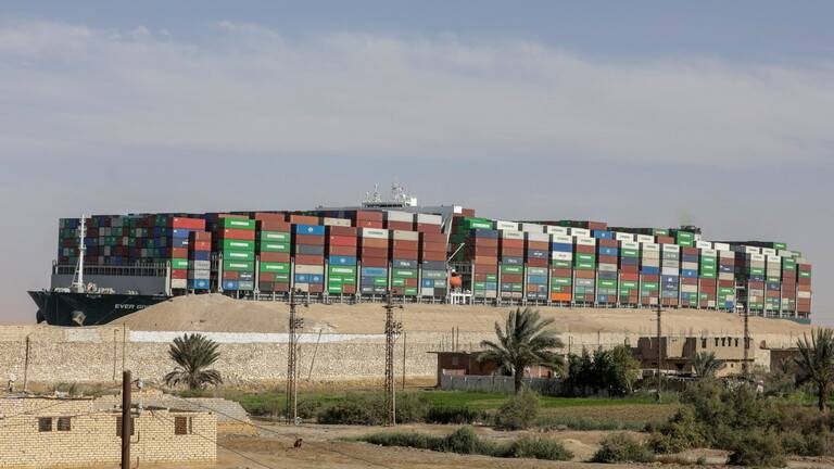 هيئة قناة السويس: المفاوضات حول "إيفر غيفن" قد تشهد تطورات خلال الأيام المقبلة