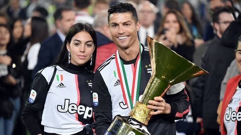 جورجينا تعلن القرار النهائي لرونالدو بشأن مستقبله مع يوفنتوس