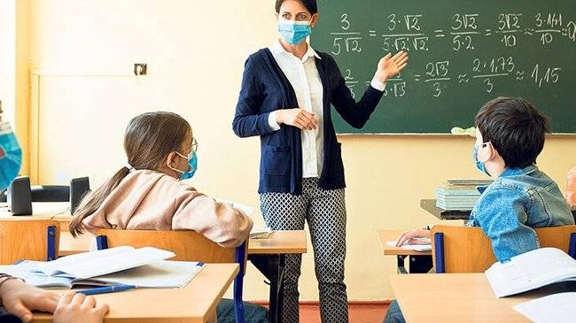 اتحاد لجان الأهل بالمدارس الخاصة: إذا ما فاض عن الموازنة من أموال وجب إرجاعها للتلاميذ