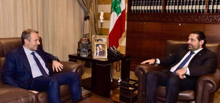 الكلام الإيجابي حول تأليف الحكومة يصطدم بعقدة "تسمية الوزيرين
