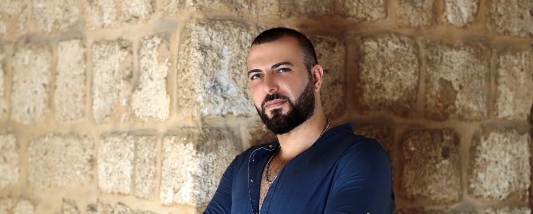 بهاء الصايغ يهدي رفقا ترنيمة "وجع المصلوب " في ذكرى تقديسها!
