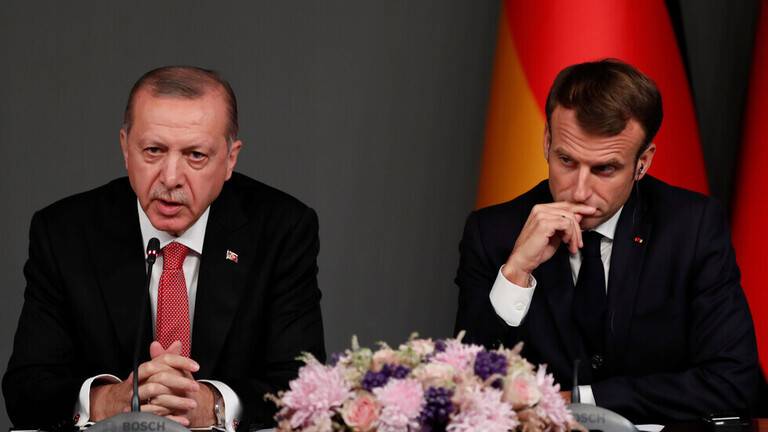 أردوغان مهاجما ماكرون مجددا: نعلم مع من تعمل في ليبيا وسوريا