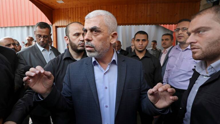 السنوار: لو امتلكنا صواريخ دقيقة لوجهناها للمواقع العسكرية حصراً