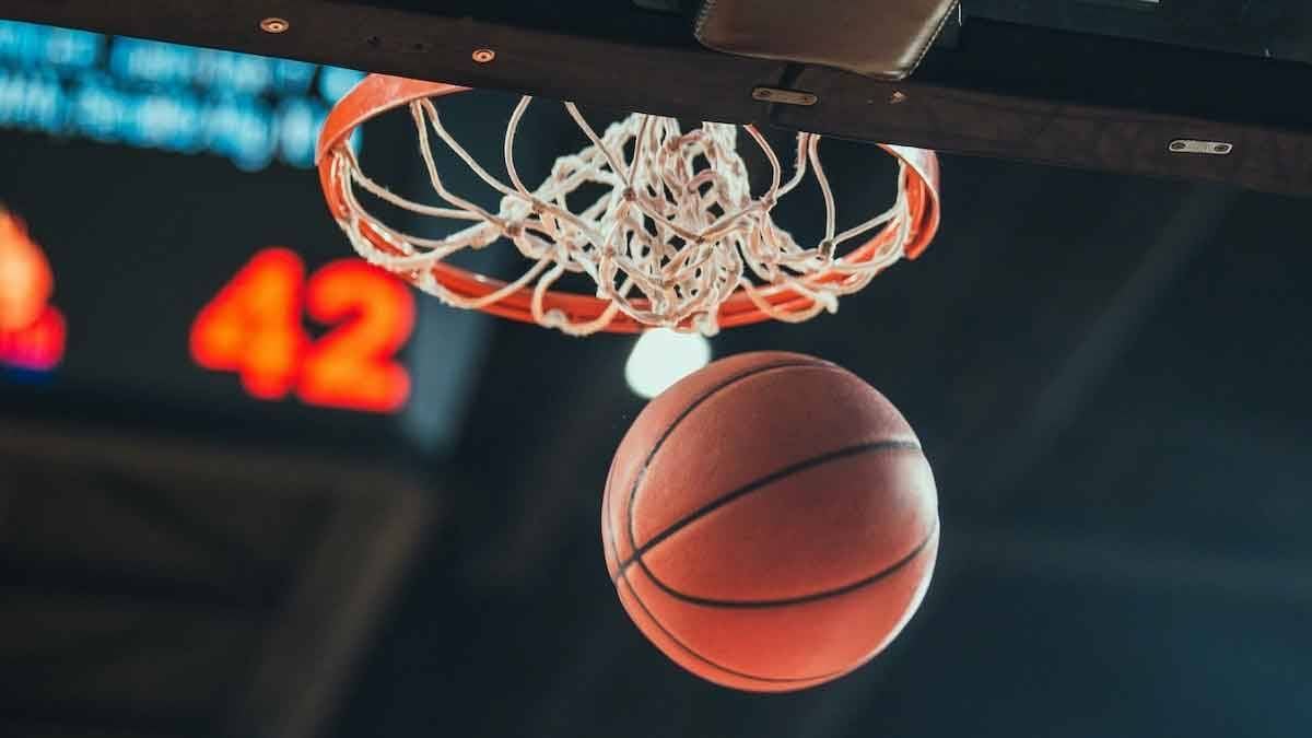 بطولة لبنان في كرة السلة : فوز كبير للرياضي على المتحد (85-57)