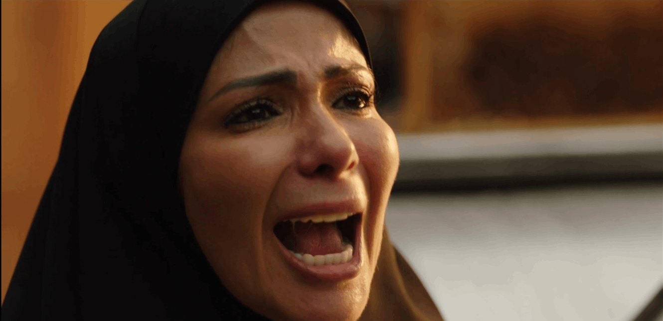 منى زكي تثير ضجة..والسبب؟