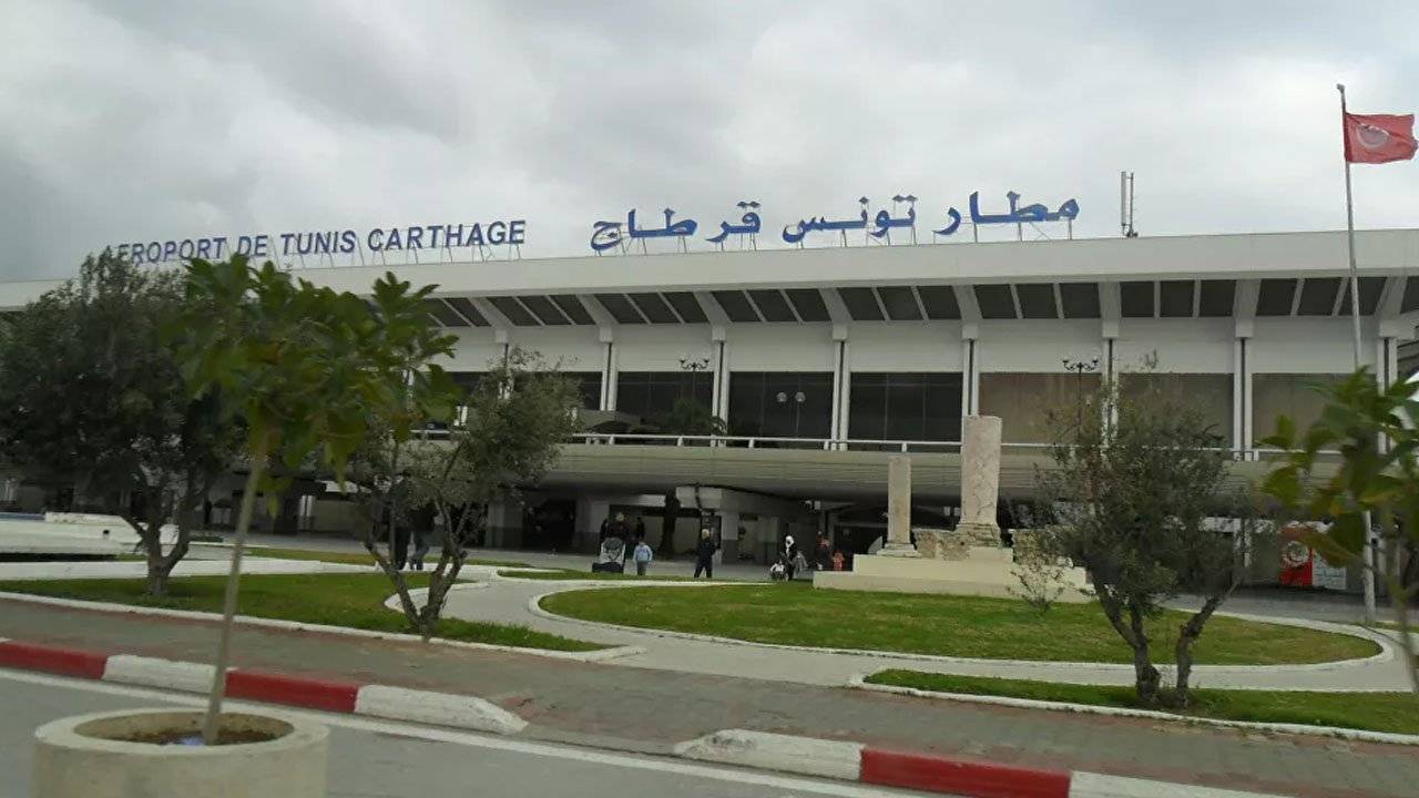 تونس تبدأ تطبيق إجراءات خاصة بالوافدين