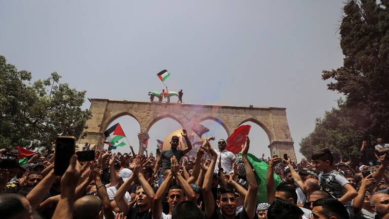 مواجهات بين متظاهرين فلسطينيين وقوات الإحتلال في جنوب نابلس
