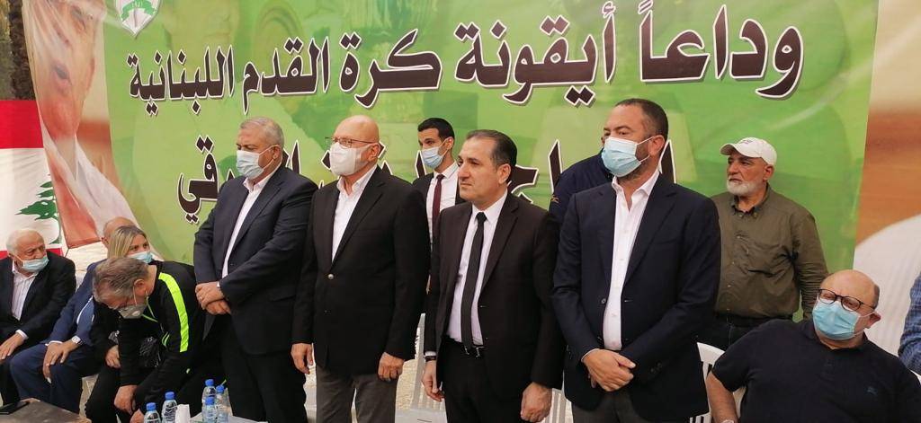 حواط قدم التعازي بالشرقي ممثلا دياب