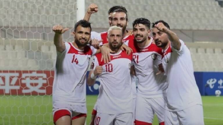 "نسور قاسيون" يحلقون بالصدارة برباعية في شباك المالديف