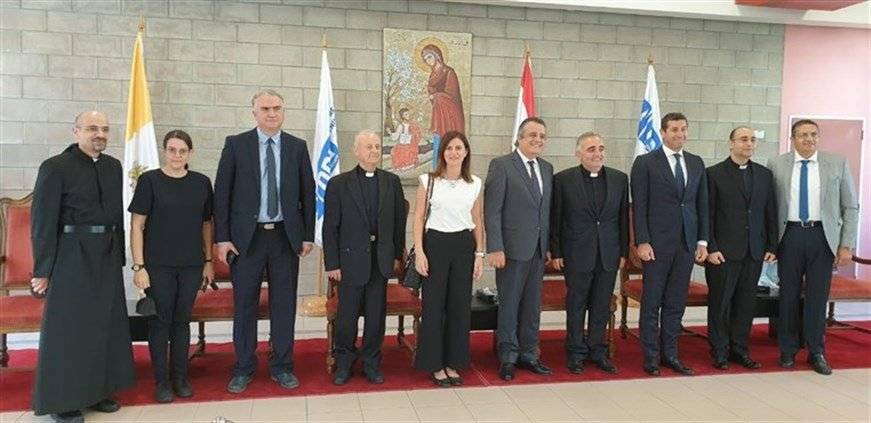 التيار في جامعة سيدة اللويزة