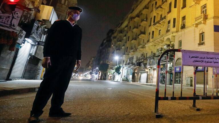 مصر.. الإعدام شنقا لـ3 متهمين قتلوا شرطيا بالمنيا