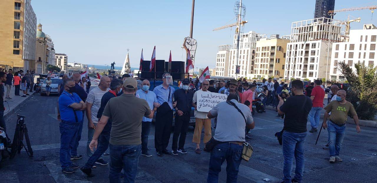 مجموعات من الحراك نظمت وقفة أمام الاسكوا