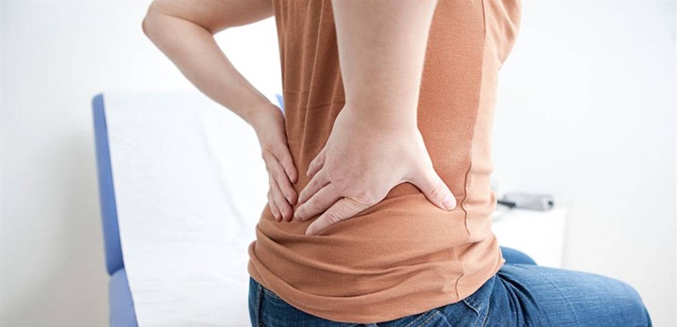آلام الظهر تتطلب خطة علاجية شاملة.. ما هي؟