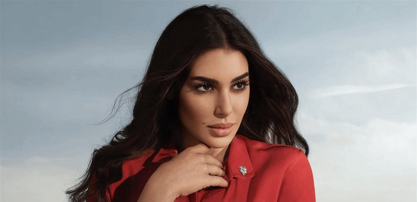 ساعتها ثمنها يتخطى الـ 27 ألف دولار.. إطلالة ياسمين صبري الأخيرة بسيطة ولكن سعرها خيالي! (صورة)