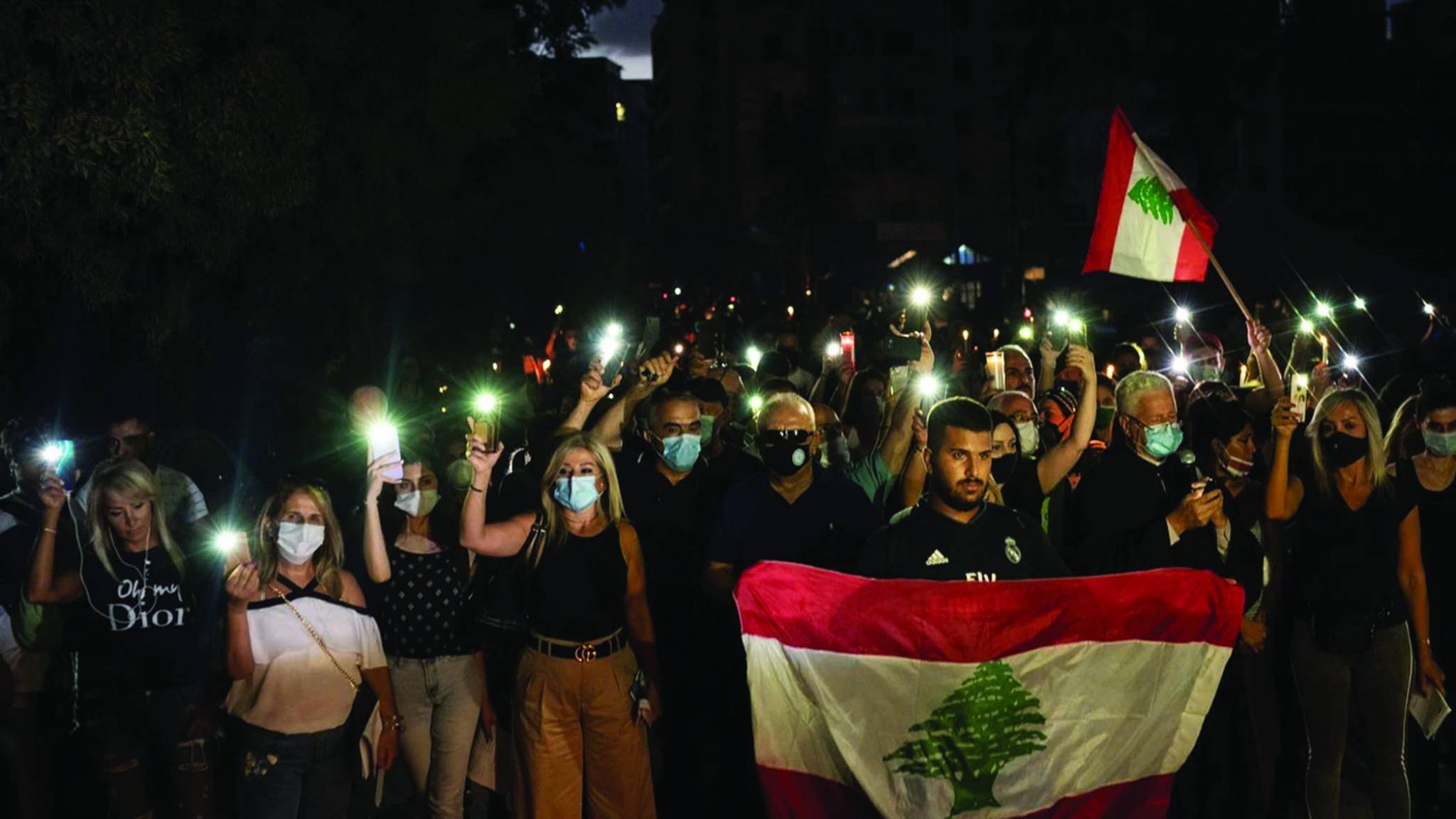 الانهيار التام وشيك... والبداية في الكهرباء والأدوية و«المحروقات»
لا تبدّل في المواقف المعطّلة لتشكيل الحكومة... وتقارير مقلقة عن هجرة المسيحيين