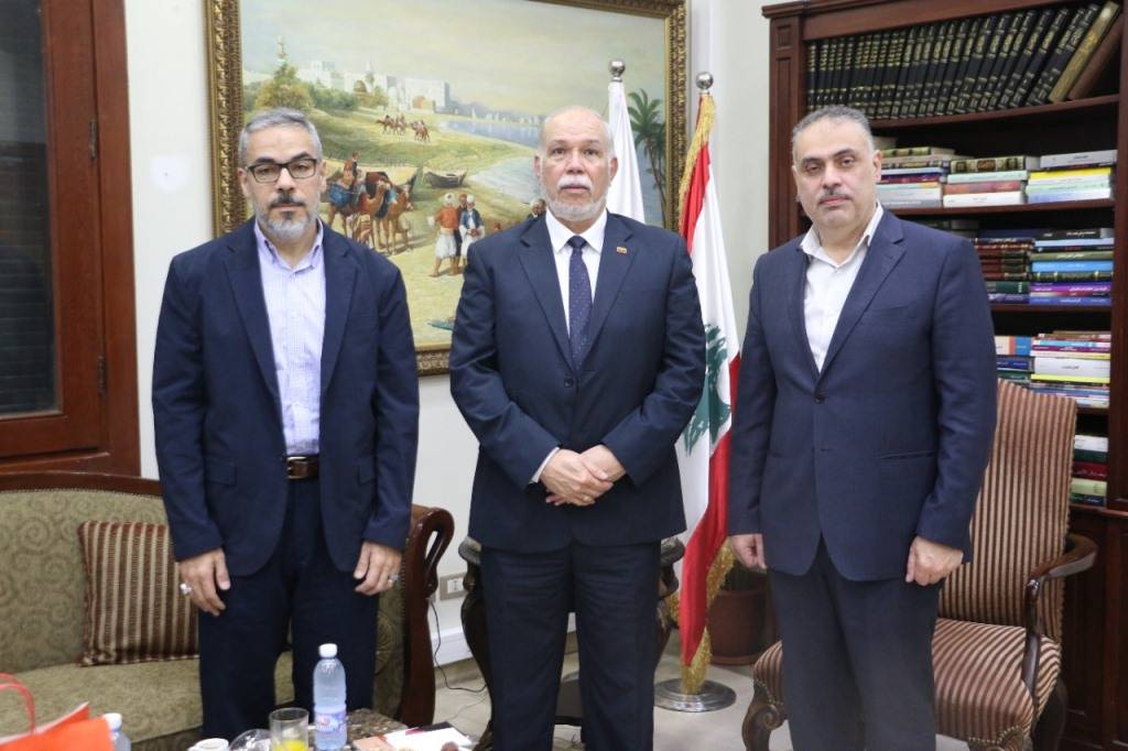 السفير الفنزويلي يزور رئيس بلدية الغبيري