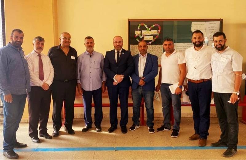 الكعبي زار صندوق الزكاة في الضنية ووزع المكرمة