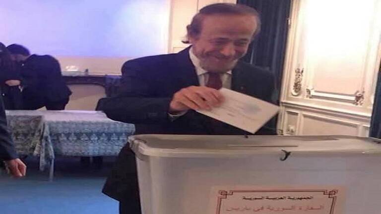 رسالة للأسد من عمّه رفعت..ماذا تضمّنت؟