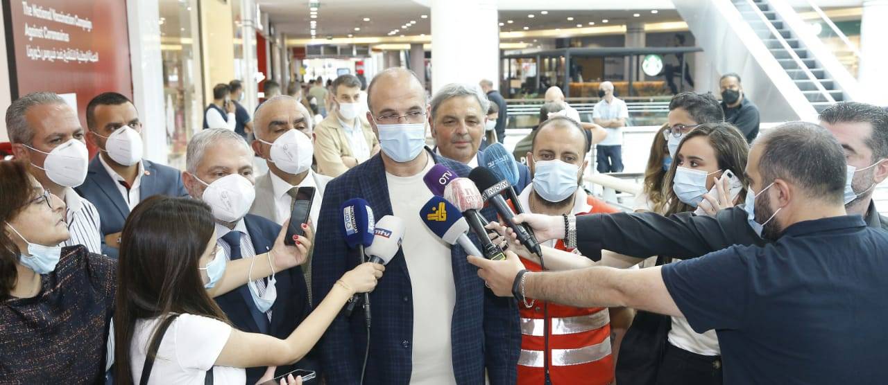 وزير الصحة افتتج أكبر مركز للتلقيح في لبنان