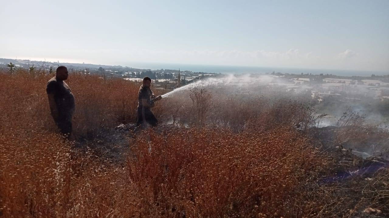 إخماد حريقين في خراج ببنين وكروم عرب في عكار