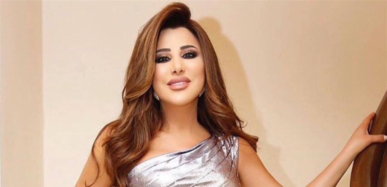 "سلخت والدتي من بيئتها"... نجوى كرم تبكي بحرقة (فيديو)