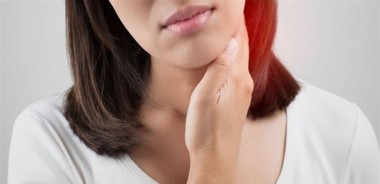 خمس علامات رئيسية لورم الغدة الدرقية... اليكم التفاصيل
