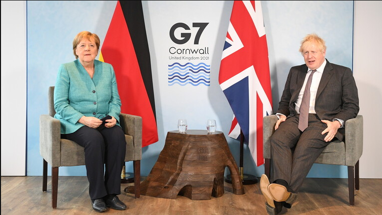 هذا ما بحثه جونسون وميركل على هامش أعمال قمة G7