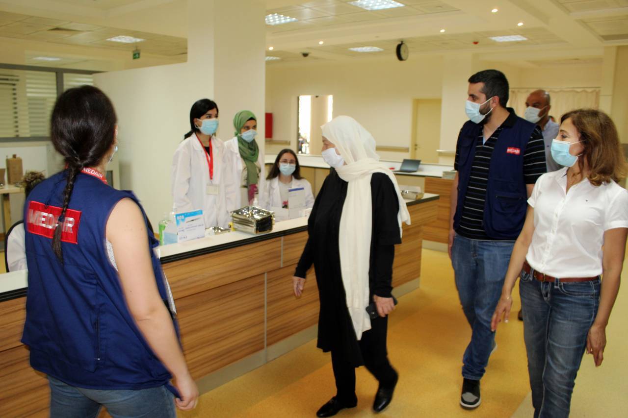 بهية الحريري: السباق مع كورونا مستمر حتى الإنتصار عليه