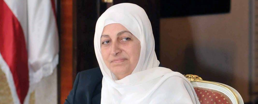 الحريري عرضت مع القنصل العام المصري للعلاقات
