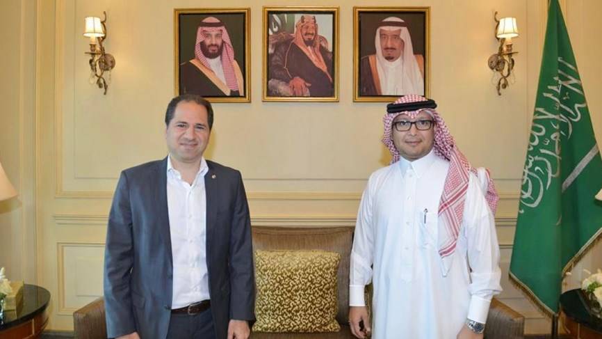 بخاري استقبل سامي الجميل