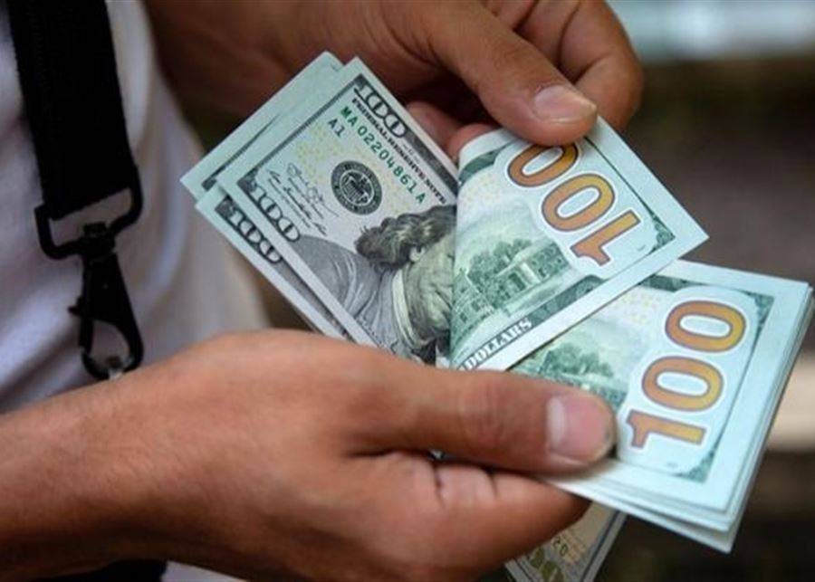 كيف افتتح سعر دولار السوق السوداء صباح الأحد؟