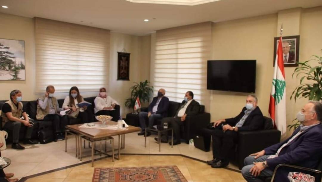 وفد أممي زار برج حمود معاينا مشاريع نفذها برنامج الامم المتحدة