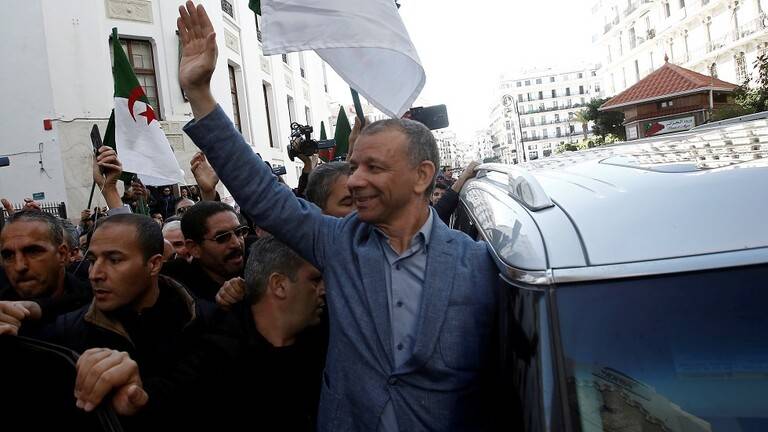 رئيس حزب جزائري يتحدث عن 