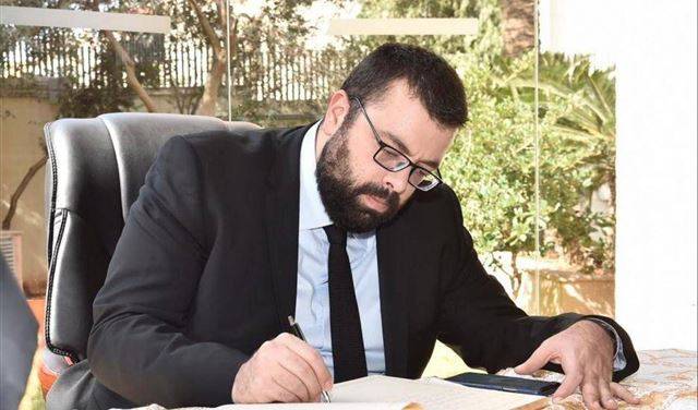الحريري: الرئيس المكلف متمسك بصلاحياته الدستورية