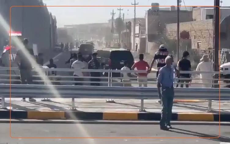 رشق موكبه بالحجارة خلال زيارته للناصرية