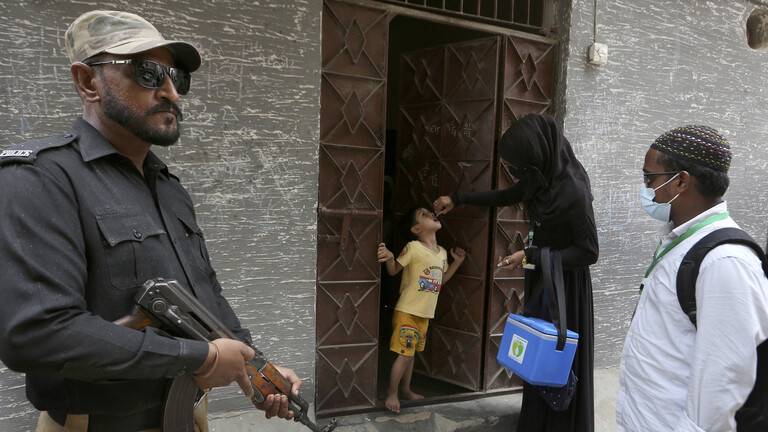 مسلحون يقتلون 4 عاملين بالتطعيم ضدّ شلل الأطفال في أفغانستان