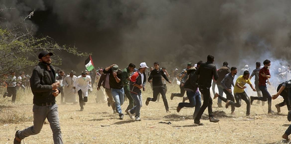 مواجهات بين قوات الإحتلال وفلسطينيين على حدود غزة