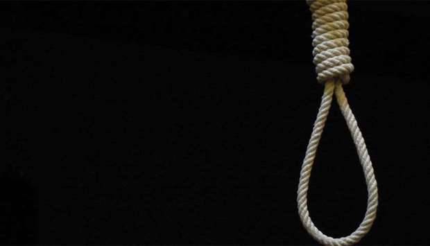 جريمة مروّعة في منزل حسين.. الزوجة شنقت أولادها الثلاثة وهذا ما رواه شاهد عيان!