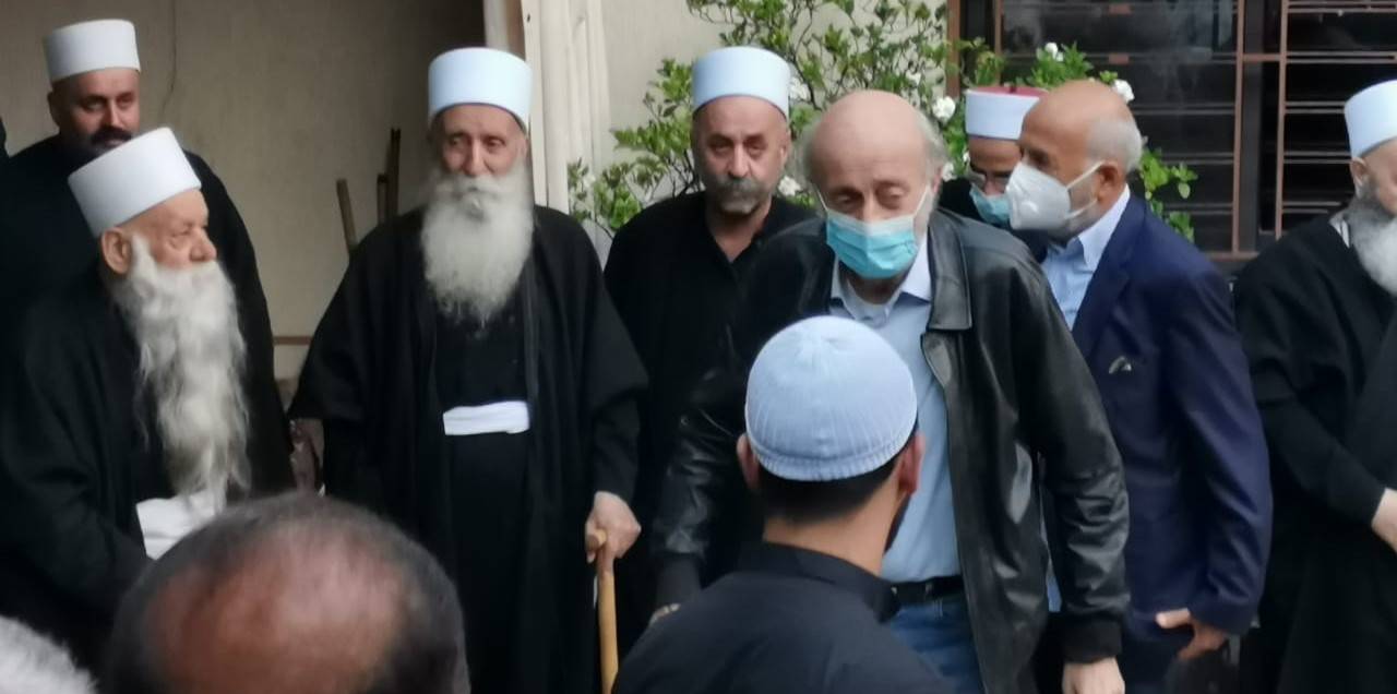 جنبلاط: التسوية ليست عيباً ولا حل قريباً