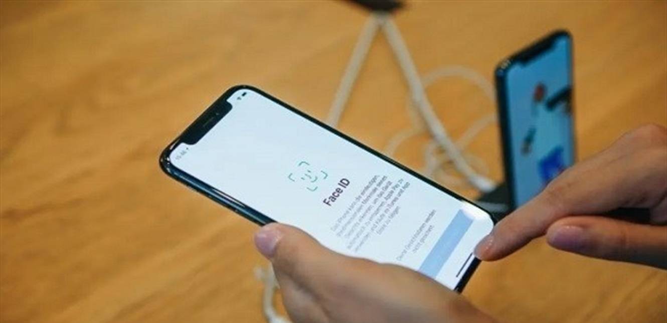 هل تريد فتح آيفون وأنت ترتدي النظارات الشمسية؟ إليك هذه الحيلة